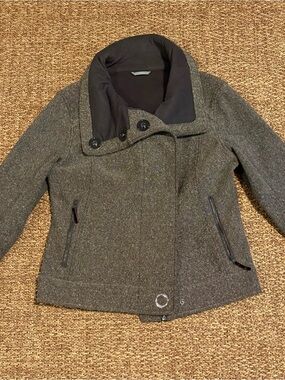 Vintage Lululemon Jacket Asymmetrical Zip Jacket in Heather Gray